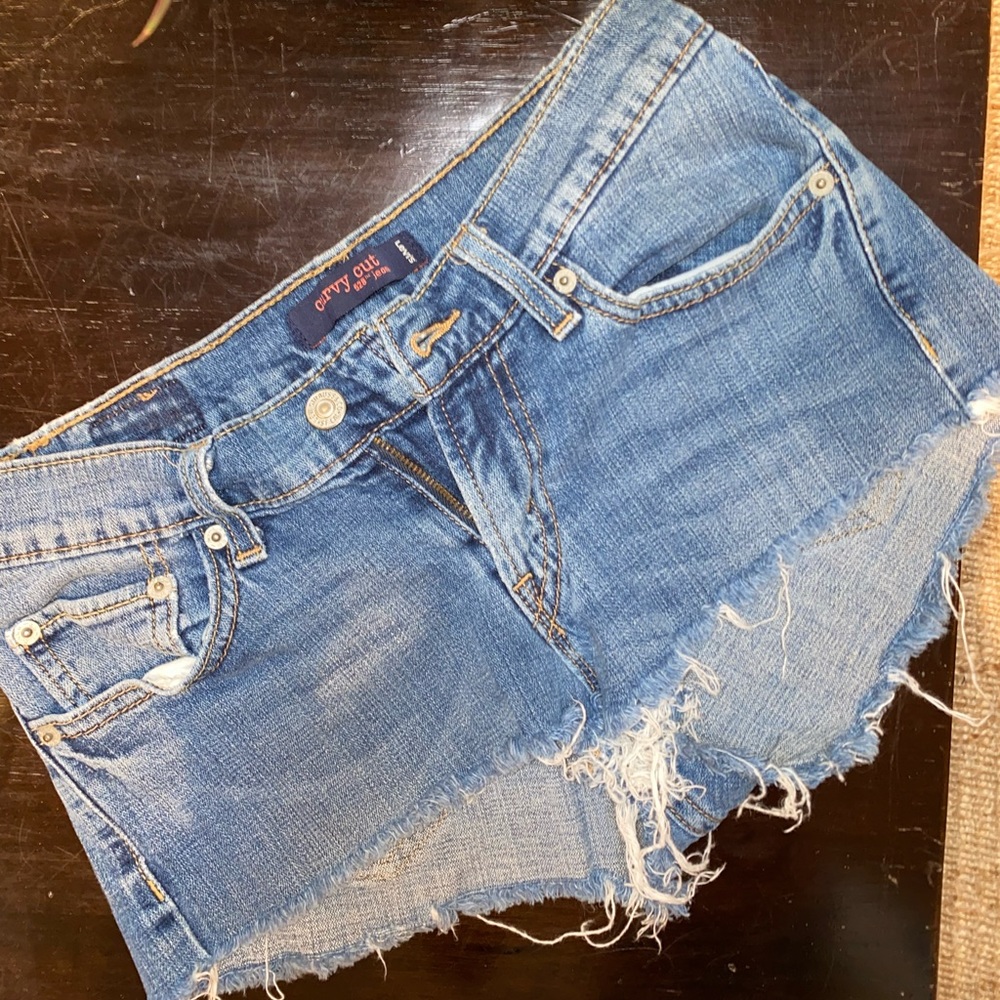 Levi’s 3M cut off pants